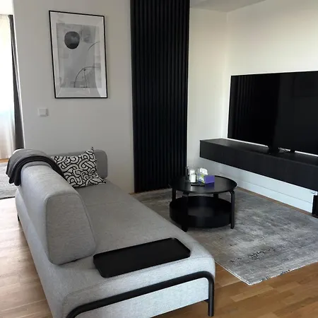 Oaks Prague Golf Apartma *