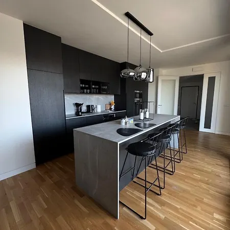 Oaks Prague Golf Apartma *