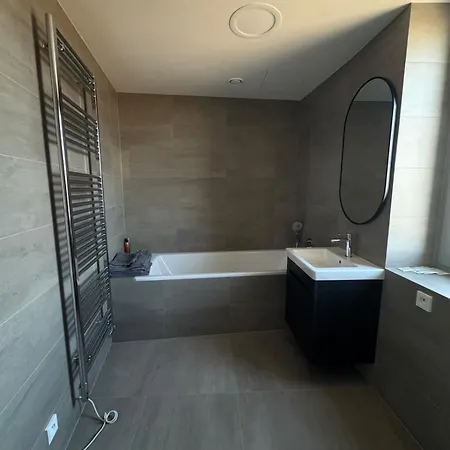 Oaks Prague Golf Apartma Διαμέρισμα *