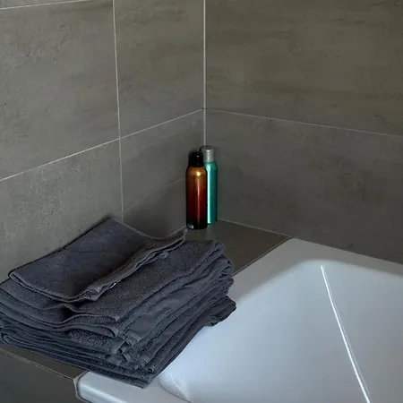 Apartment Oaks Prague Golf Apartma *